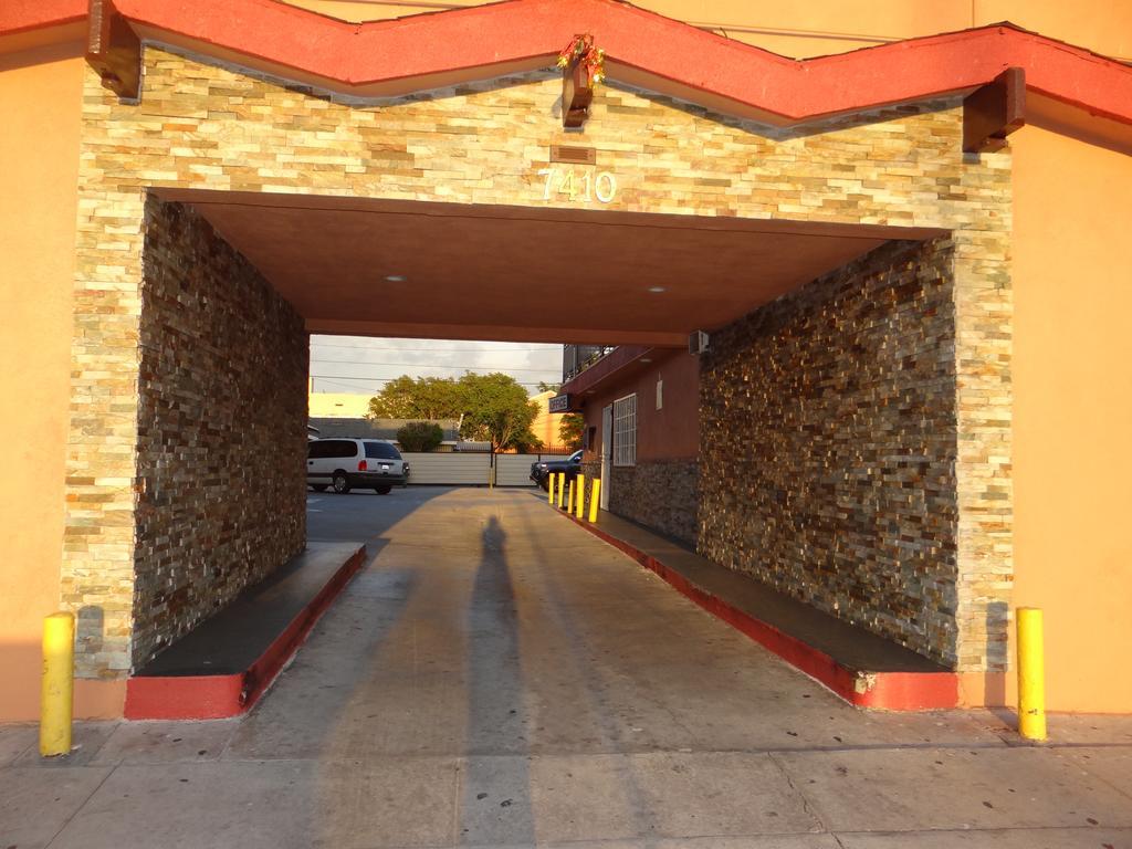 Travel Inn Los Angeles Exterior photo